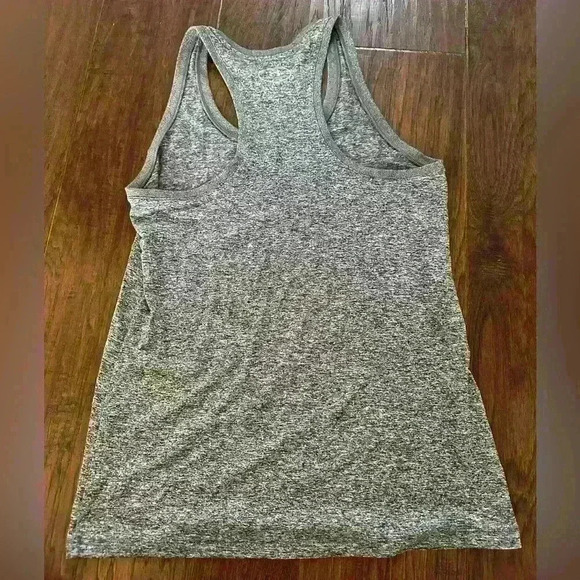 Under Armor Tank Top - Picture 2 of 4